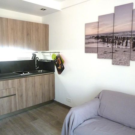 New 1 Bedroom Apt Place Garibaldi Nice Room photo
