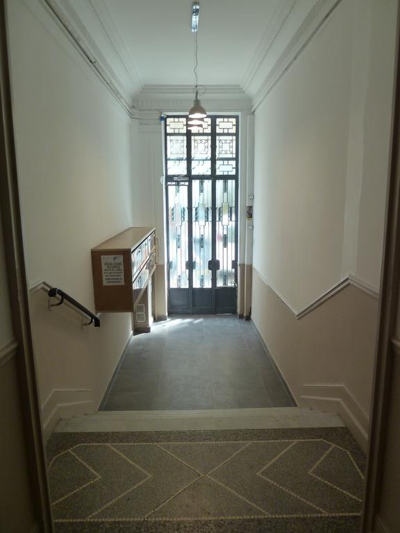 New 1 Bedroom Apt Place Garibaldi Nice Room photo